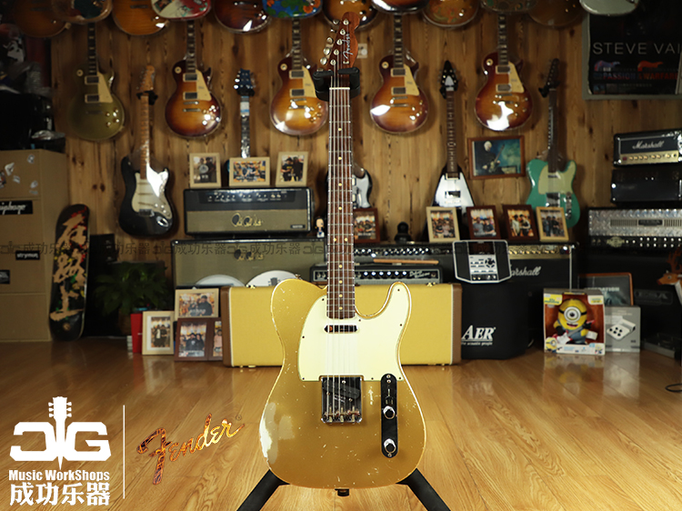 Flender Funda 2020 Masterbuilt 1960 Tele MBDG Gold Red Green Barr electric guitar