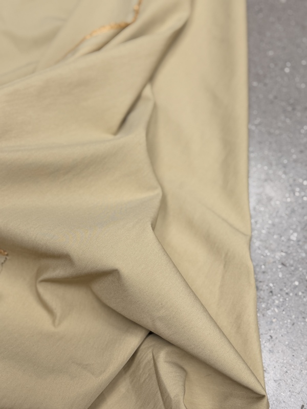 315g New Color Light Orange Edge Wrinkle-Resistant 69% Cotton + 31% Nylon Wrinkle-Resistant Silky Trench Coat Pants Fabric Width 135 cm
