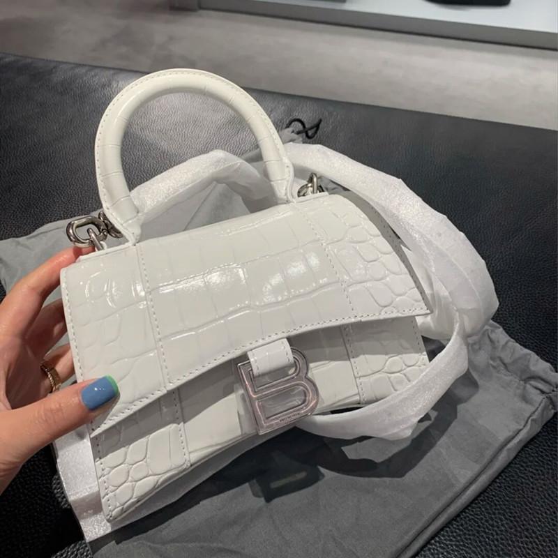 Premium texture bag women's summer 2022 new trend niche design one-shoulder cross-body bag hourglass bag women's bag