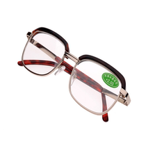 Anti-radiation and anti-fatigue high-end brand fashion reading glasses optical glass for men and women eyebrows frame