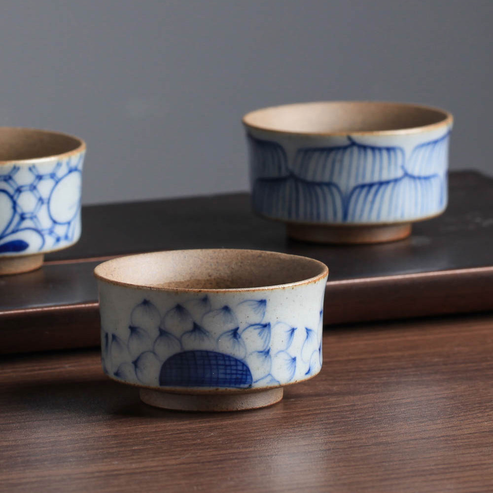Duqing hand-painted blue and white tea cup Jingdezhen Zen household coarse ceramic small teacup single cup Kung Fu tea set