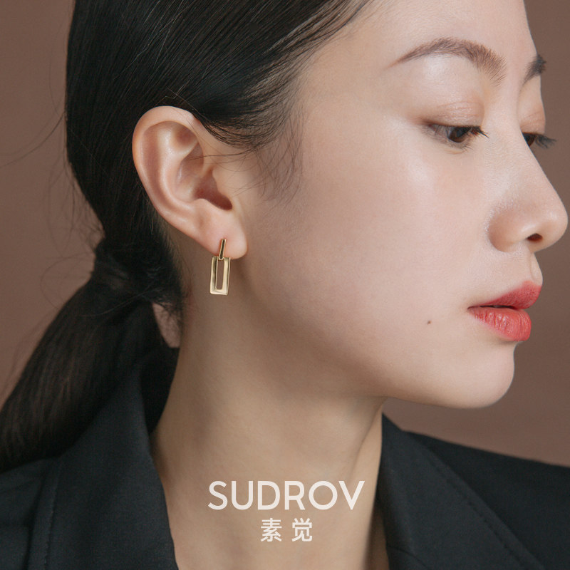 High sense sterling silver 18K gold simple temperament earrings women's 2021 new fashion stud earrings earrings exquisite small drop earrings