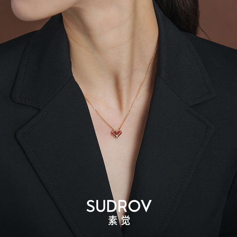 Literary niche design pure silver small red love neckladies light luxury chain seven Valentine Day gift