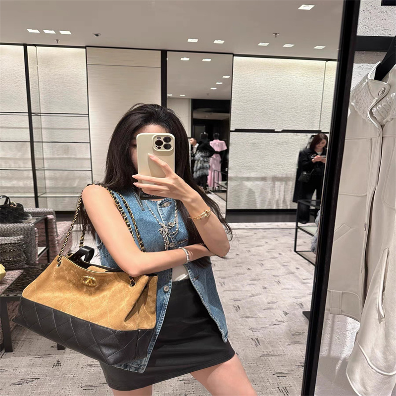 Tweed Style 25A New Casual Style Color-Blocked Suede Waffle Hobo Underarm Bag Bucket Bag Color-Blocked Tote Bag Tweed Style 25A New Casual Style Color-Blocked Suede Waffle Hobo Underarm Bag Bucket Bag Color-Blocked Tote Bag