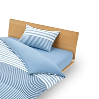 Синие горизонтальные полосы