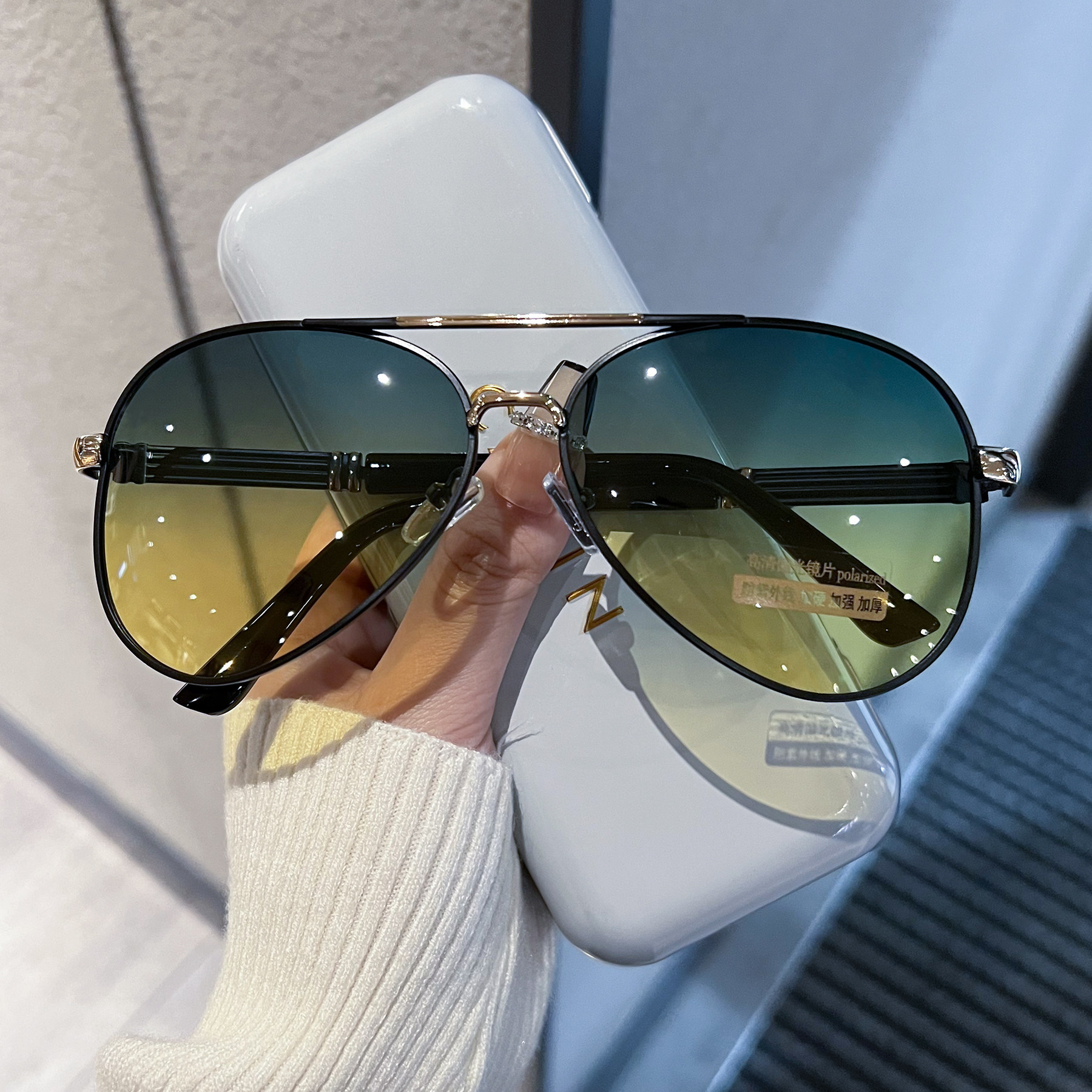 Color-Changing Sunglasses for Men, Special for Driving, High-Definition Polarized Glasses for Fishing, Outdoor Sunglasses, Day and Night Dual-Use Toad Glasses