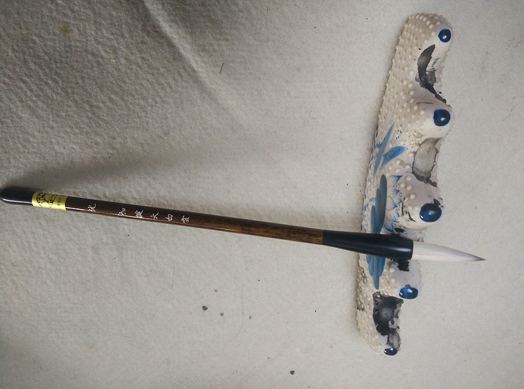 Youjiajian big white cloud and flower and bird figure painting must be dyed with a pen