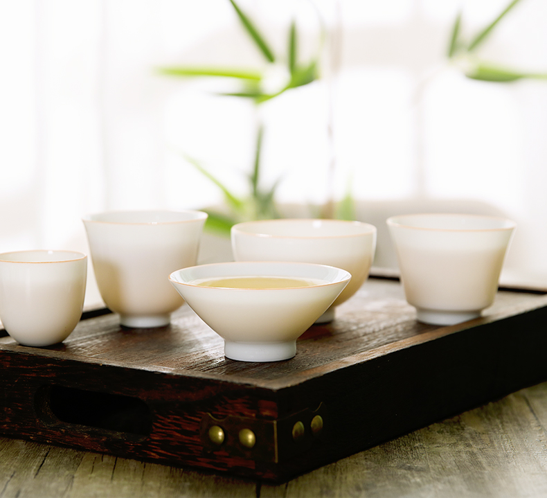 Jingdezhen kung fu tea cups thin foetus sample tea cup white porcelain bowl with ceramic tea set tea master cup single cup small tea cups