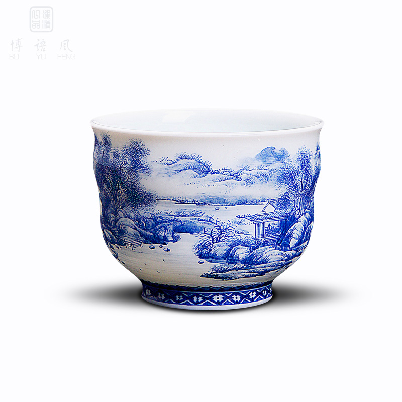 His mood and product Wang Chenfeng jingdezhen blue and white landscape master cup hand - made ceramic sample tea cup single CPU kung fu tea cups