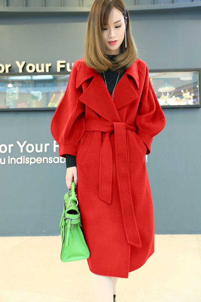 Red fur coats women's lantern sleeves The long version of the mini-lady's wool Nicole belt windsuit