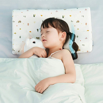 Thailand imports Class A natural latex pillows to protect the cervical vertebra to help sleep children