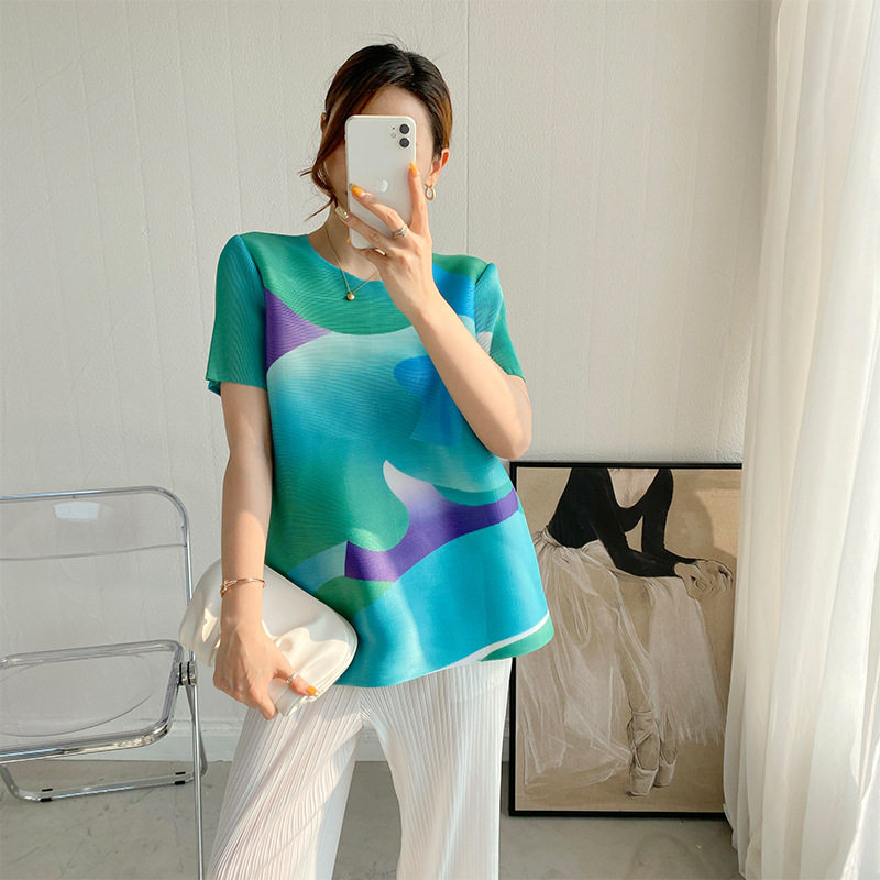 Three - house fold short - sleeved printed tops 2021 summer new green female round collar T - shirt with thin pie blouse
