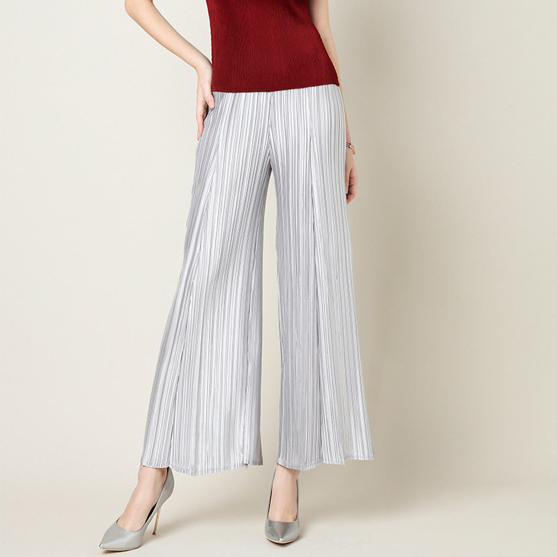 Three home clothes Folds Pants 2020 Spring Summer Loose large size Size Slim 100 Pendant Sensation Broadlegged Pants High End