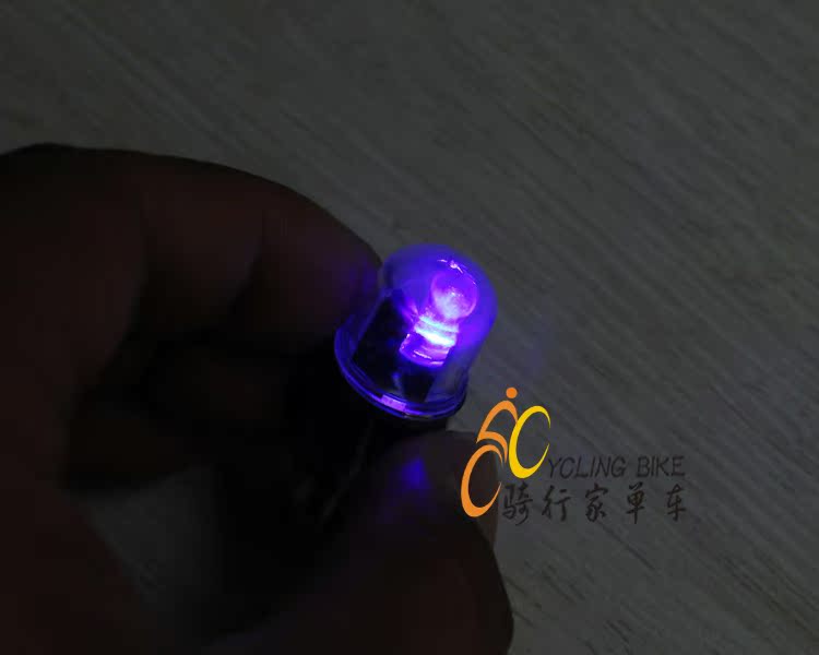 Eclairage pour vélo - feux de Valve - Ref 2402386 Image 9