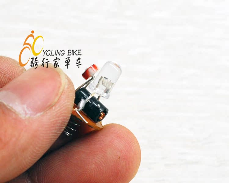 Eclairage pour vélo - feux de Valve - Ref 2402386 Image 10