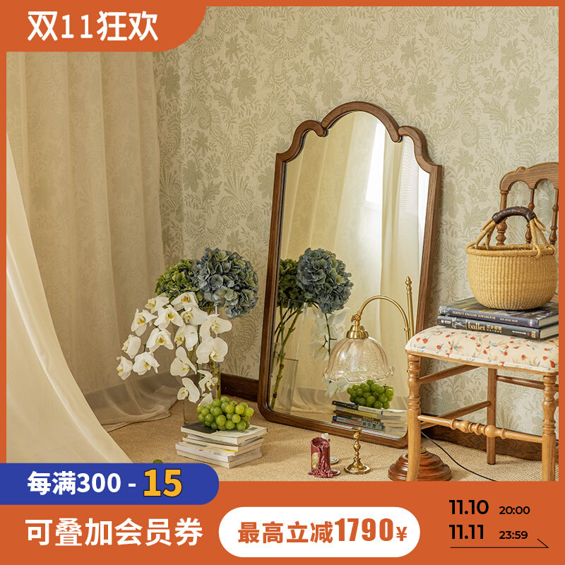 North American town American-style solid wood half-length mirror Home porch hanging mirror retro floor-to-ceiling photo dressing decoration mirror
