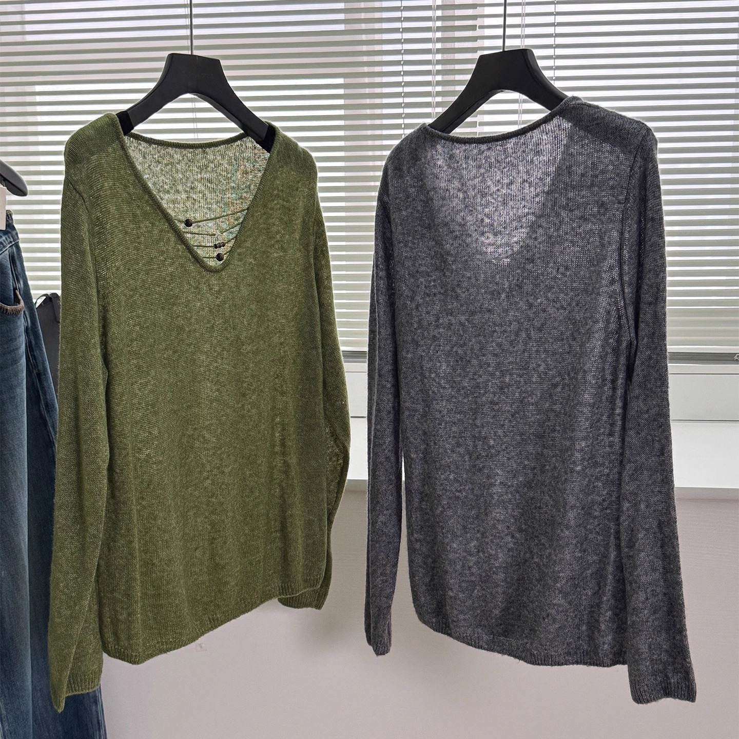 羊毛里的温柔拥抱：交个朋友周年庆限定款鄂尔多斯羊绒套衫