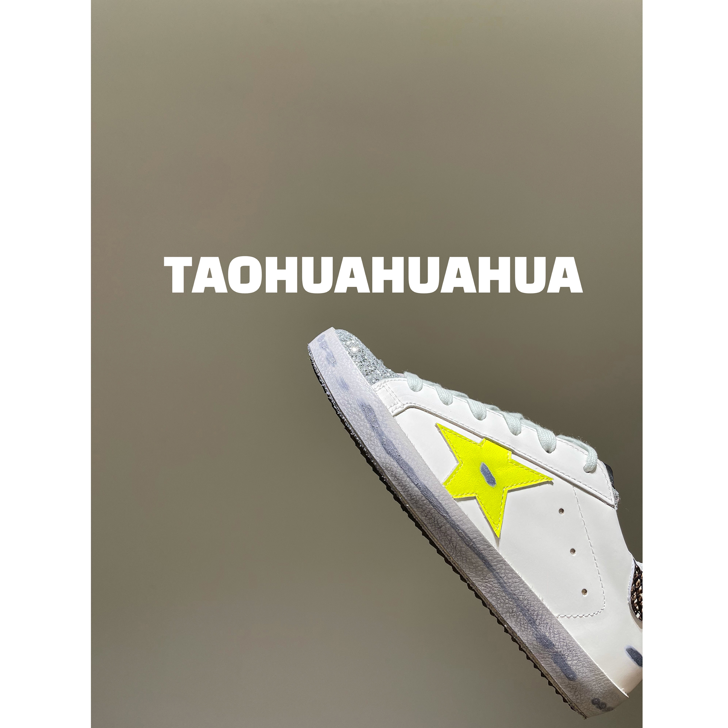 TAOHUAHUA closed eyes into limited edition five-pointed star plus love flat lace small dirty shoes women's small white shoes