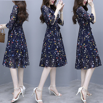  Floral dress female summer 2021 new spring temperament waist slimming gentle age reduction Western style chiffon skirt