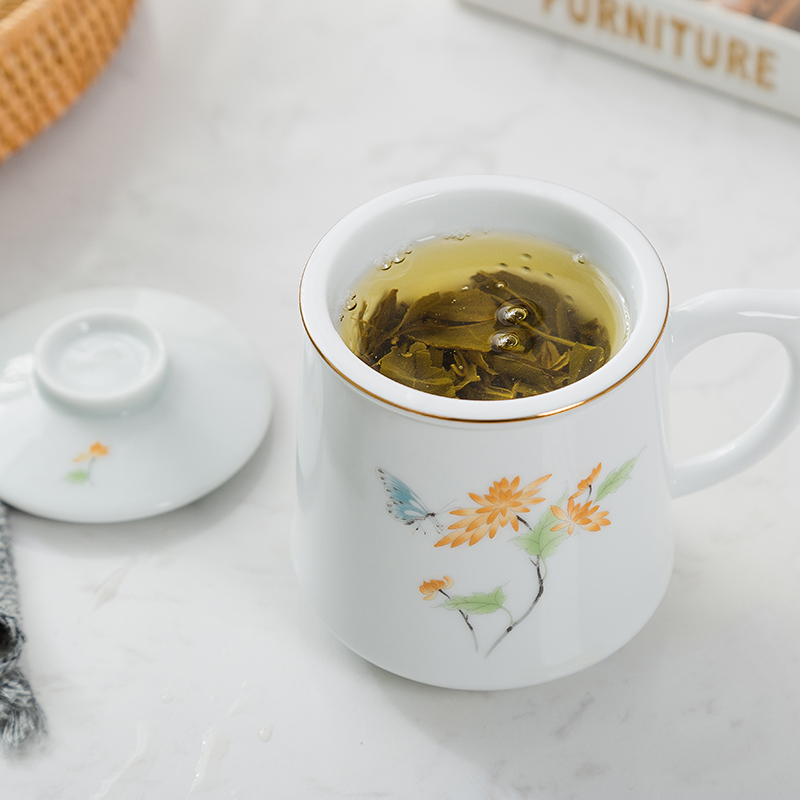 By patterns of jingdezhen ceramic filter cups with cover cup office cup gift cup household can be customized LOGO