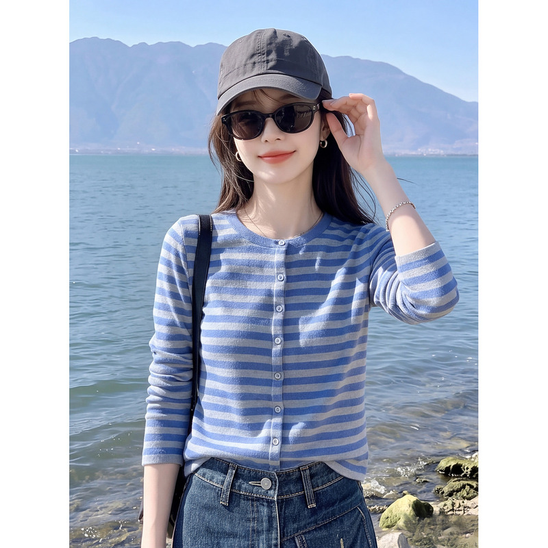 Blue and Gray Striped Crew Neck Knit Sweater for Women, 2026 Autumn Korean Style Versatile Lazy Style, Can Be Worn Outside, Loose Long-Sleeve Top Blue and Gray Striped Crew Neck Knit Sweater for Women, 2026 Autumn Korean Style Versatile Lazy Style, Can Be Worn Outside, Loose Long-Sleeve Top