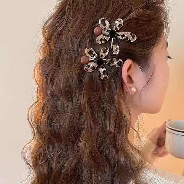 Leopard Print Flower Side Clip Plastic Hair Clip Korean Style Simple High-End Elegant 2026 New Hair Accessory