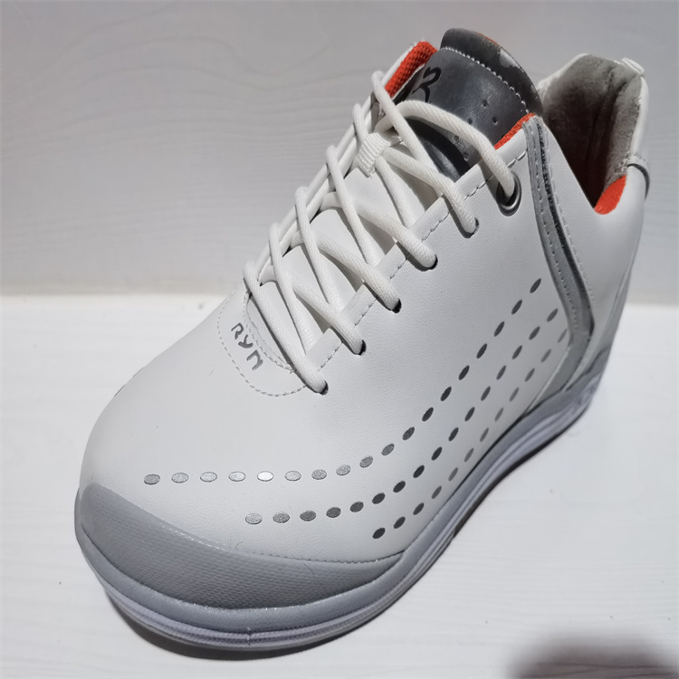 Foreign Trade Outlet Korea Professional Golf Shoes Fixed Nail Base Anti Slip Wear and Light Breathable Waterproof