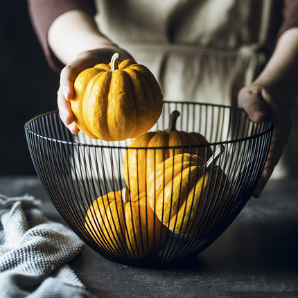 Nordic fruit plate creative living room coffee table household European fruit basket simple modern iron snacks dried fruit pot