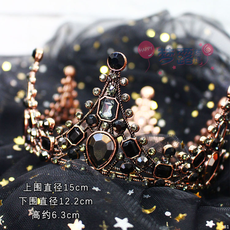 Bánh trang trí nữ thần mới Baroque đen lớn đá quý vương miện màu đỏ pha lê nữ hoàng trang trí bánh - Trang trí nội thất xây tường trang trí phòng khách