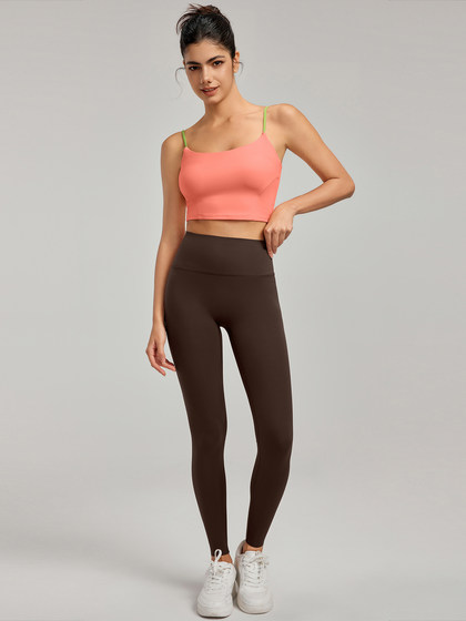 2025 New Pilates Vest with Chest Pads for Outerwear, Yoga Training Vest with Integrated Fixed Cups, Fitness Short Top with Beautiful Back Design