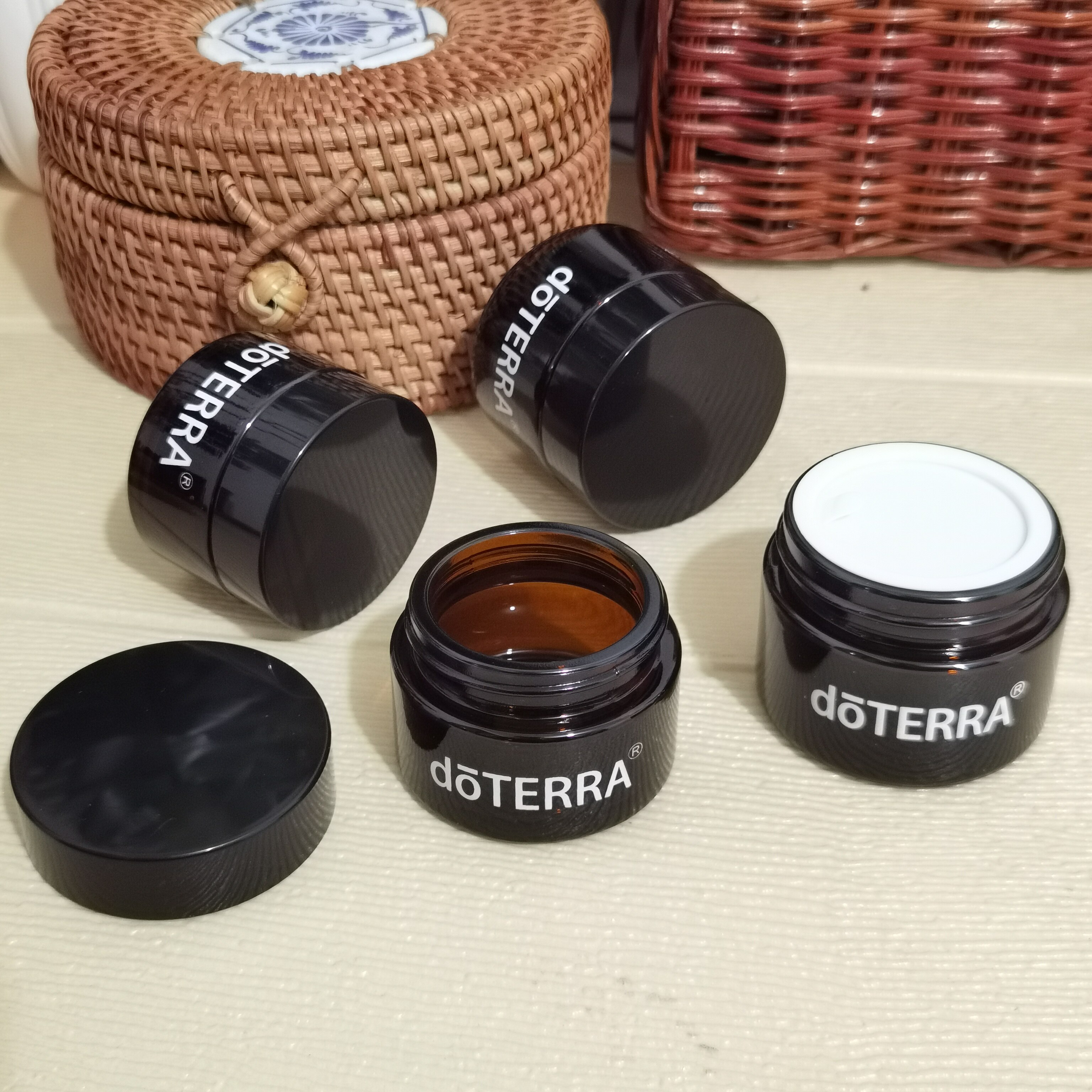 Doterrey doTERRA tea glass 20g30g50g cream packaging bottle eye DIY beauty tool
