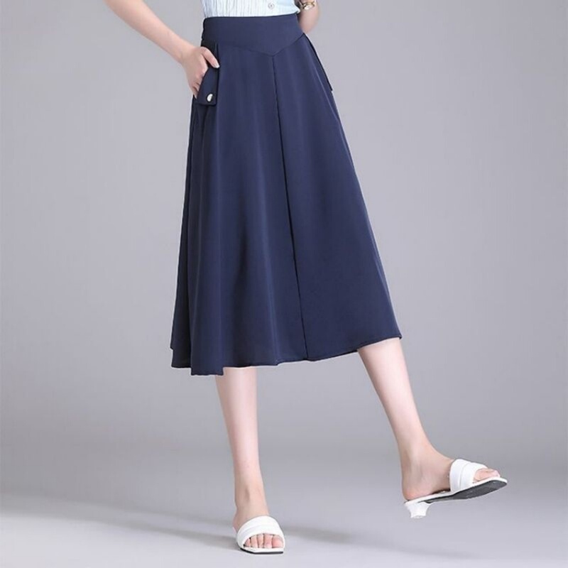 Women's High-Waisted A-Line Midi Skirt with Pockets for Spring, Summer, and Autumn, Slimming and Flowy with a Large Hem, Elegant Style Women's High-Waisted A-Line Midi Skirt with Pockets for Spring, Summer, and Autumn, Slimming and Flowy with a Large Hem, Elegant Style