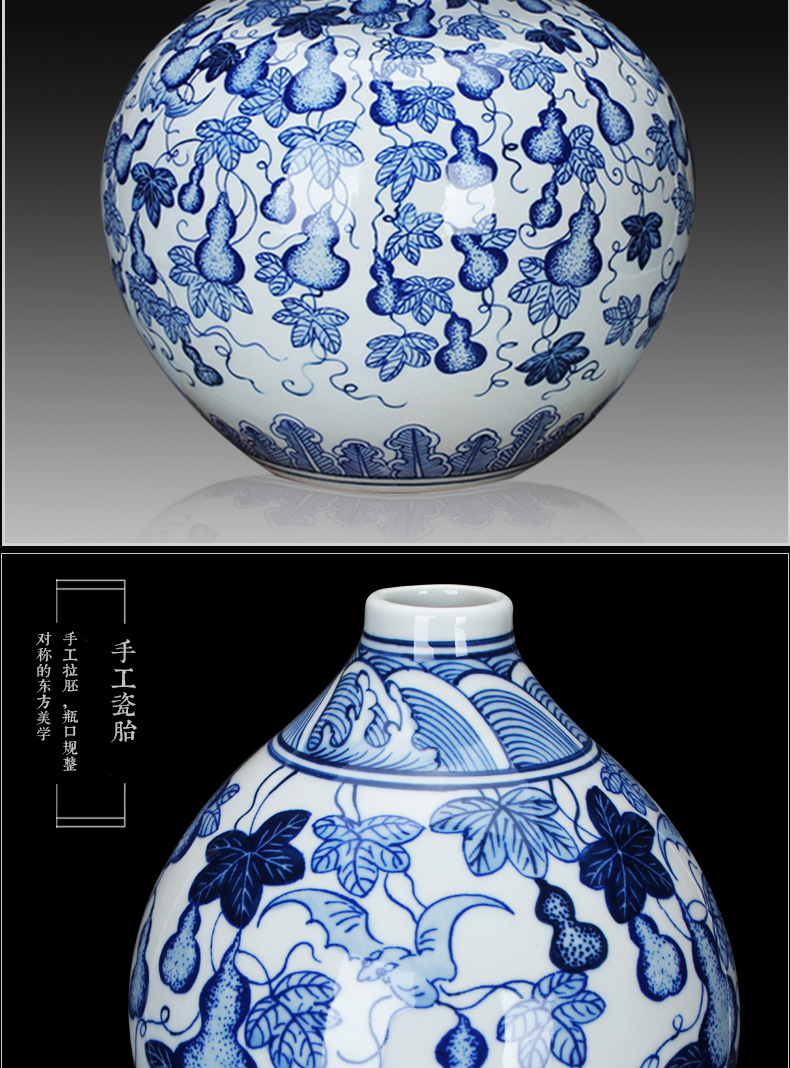 Hand made blue and white porcelain vase imitation the qing qianlong gourd vases, classical Chinese style household furnishing articles set the old birthday gift