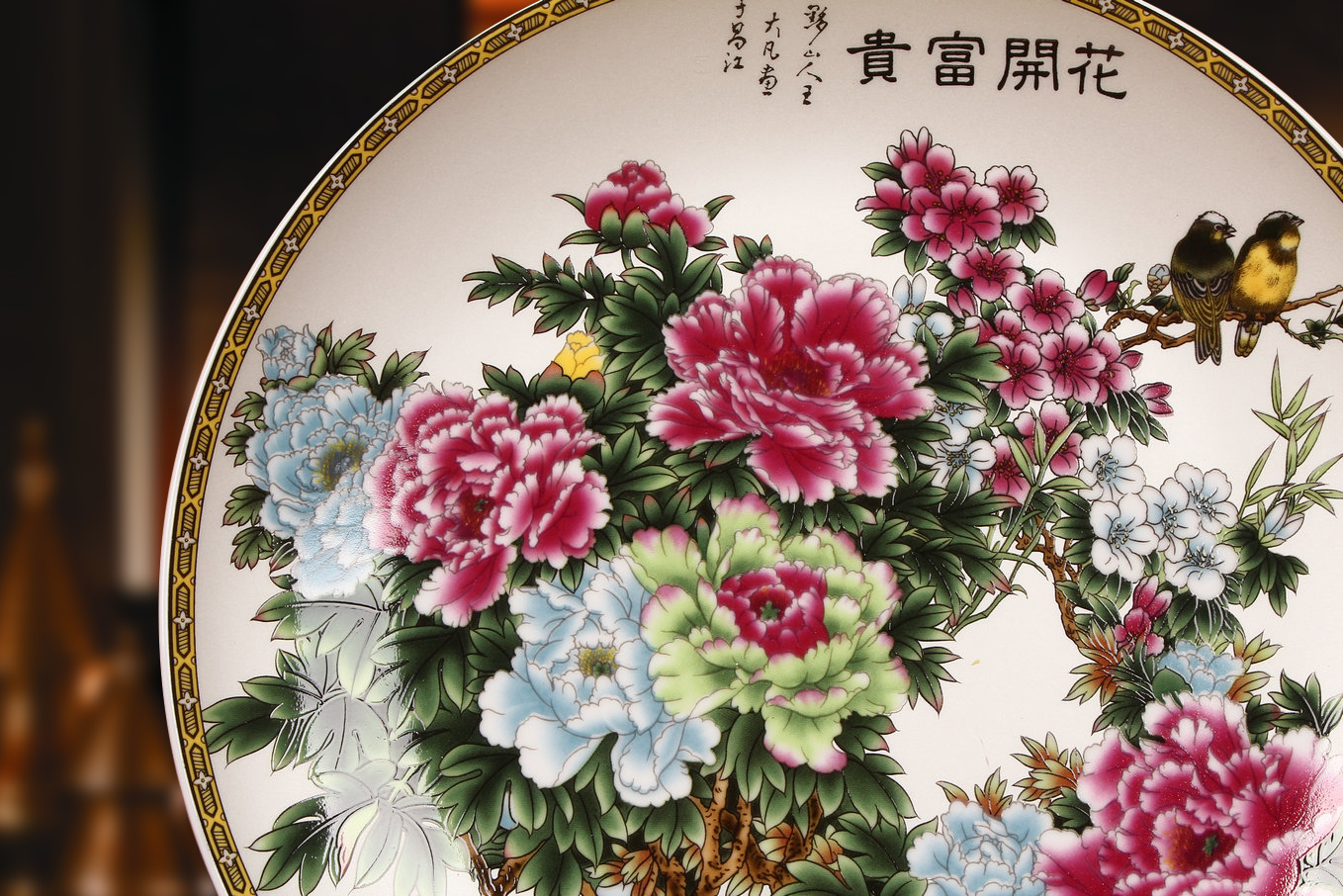 Jingdezhen ceramics peony flowers prosperous faceplate hang dish plate of rural household decoration decoration