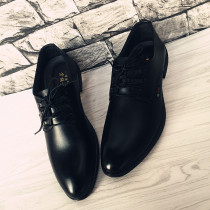 Autumn leather shoes and Korean black pointed scalp shoes men business dress trend breathable English leisure increase wedding shoes