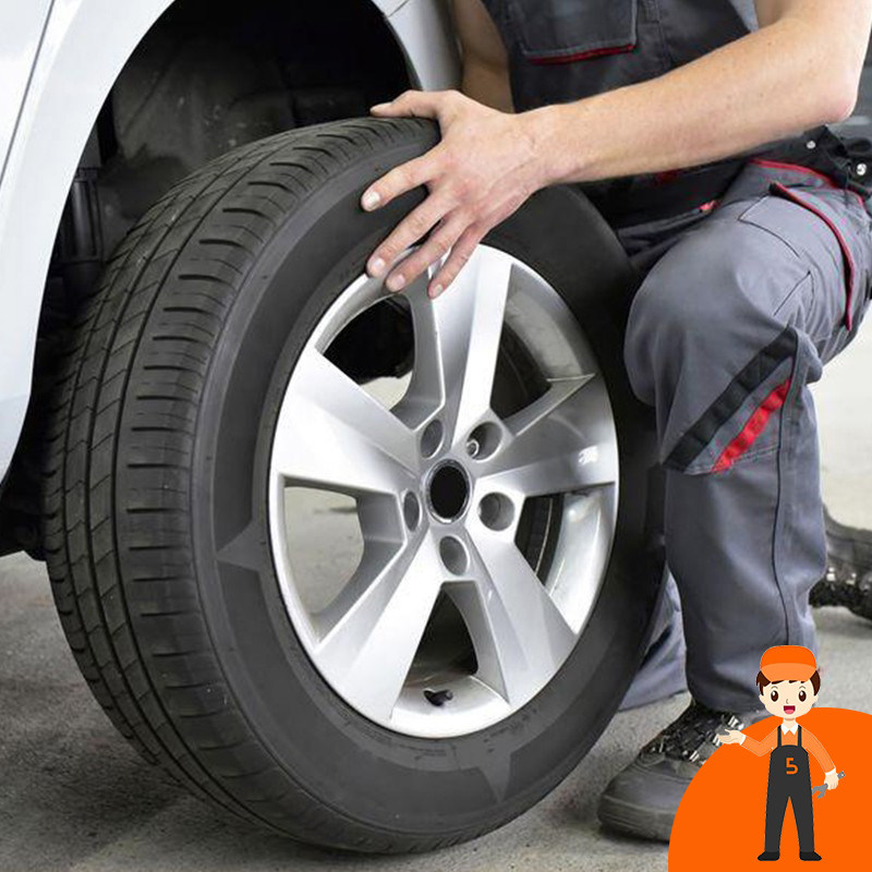 (Gang of 5 adoptive car-changing tire service) Replacement of wheel hub work fee with dynamic balance National store installation