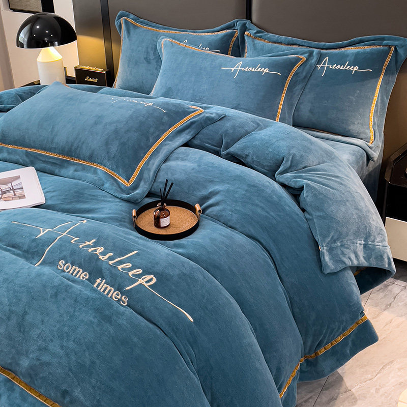 Winter Fleece Quilt Cover Four-Piece Set, Winter Milk Velvet Quilt Cover, Flannel Bed Sheet, Crystal Coral Velvet Bedding