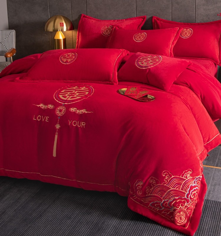 Wedding Milk Velvet Four-Piece Set, Winter Newlywed Celebration Quilt, Red Dowry, Coral Velvet Bed Sheet, Duvet Cover, Bedding
