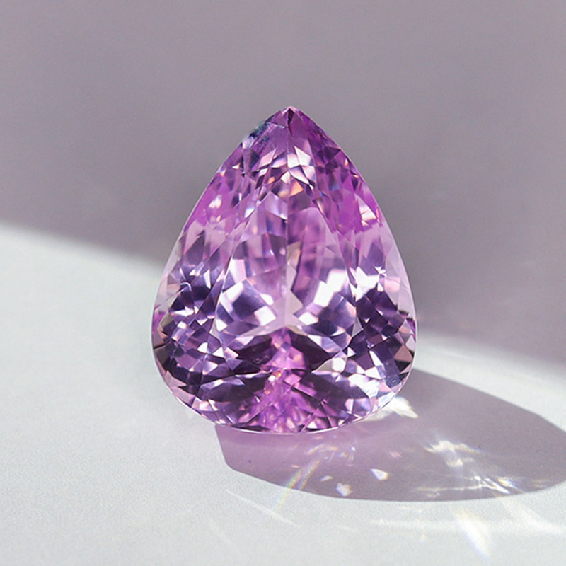 Natural Color Gem Pink Purple Lithium Glow Stone 98 One Carat Naked Stone Fire Color Flash Custom Studded Ring Pendant ZLH02