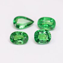 Natural high quality emerald green Tsavorite Bare Stone 1480 One carat ring surface custom 18K ring pendant SFL01