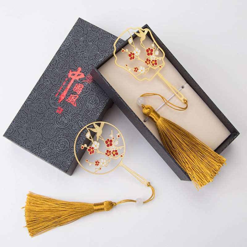 Fan bookmark Metal exquisite hollow creative small fresh students with ancient culture and creative Christmas gift gift box