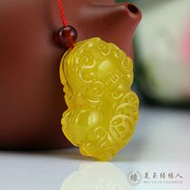 Xinjiang Hetian jade Topaz brave pendant Hetian jade agate brave pendant men section of old material