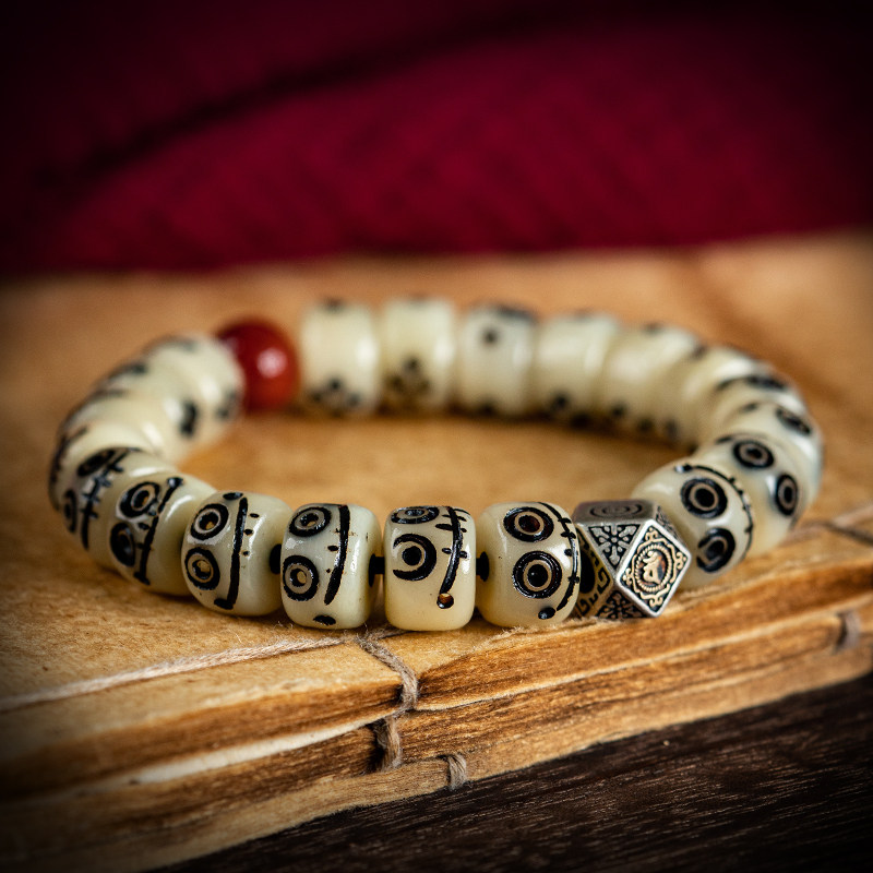 牛骨十二支彫念珠 牛骨十二支彫念珠 十二支念珠 | 商品のご案内 | Hakurodo-白狼