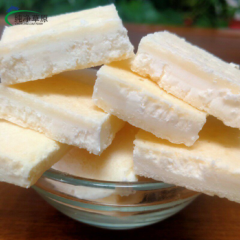 Fresh milk skin Wu Ri late Inner Mongolia Ximeng Ulagai special herders traditional handmade milk food Bayin Hushuo