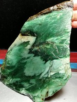 Sichuan Yaan green stone emerald green stone 433G 2 5-8-12CM