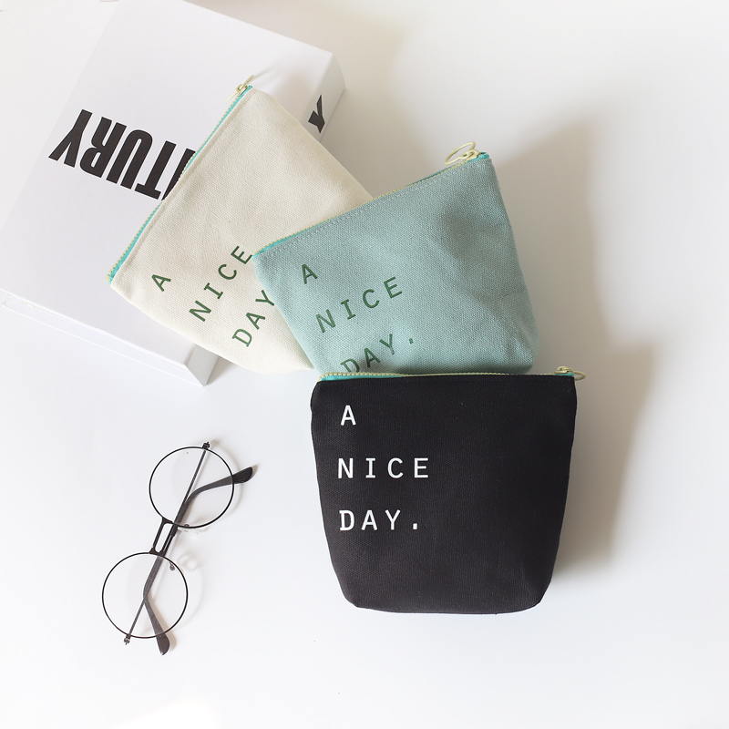 Han edition canvas mini-fresh English Chain Chain Chain girl small portable student summer coin pack mini bag