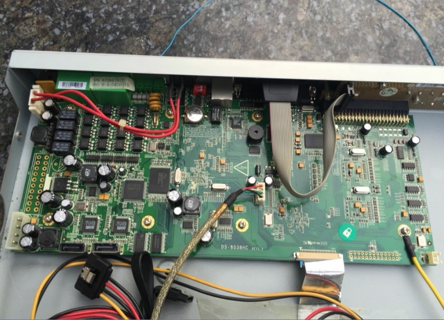 Used Hikvision 8-way video recorder DS-7208H-S DS-8038HC host Shanghai spot