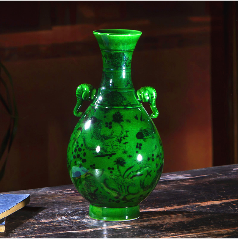 Jingdezhen ceramic vase furnishing articles sitting room of Chinese style restoring ancient ways is emerald rich ancient frame home decoration decoration arranging flowers