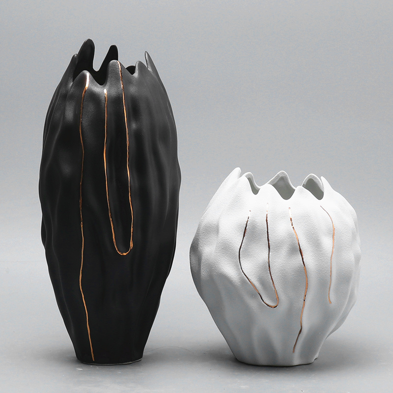 Light and decoration paint ceramic vase flower arrangement sitting room of I and contracted household act the role ofing is tasted soft outfit is placed between example restaurant