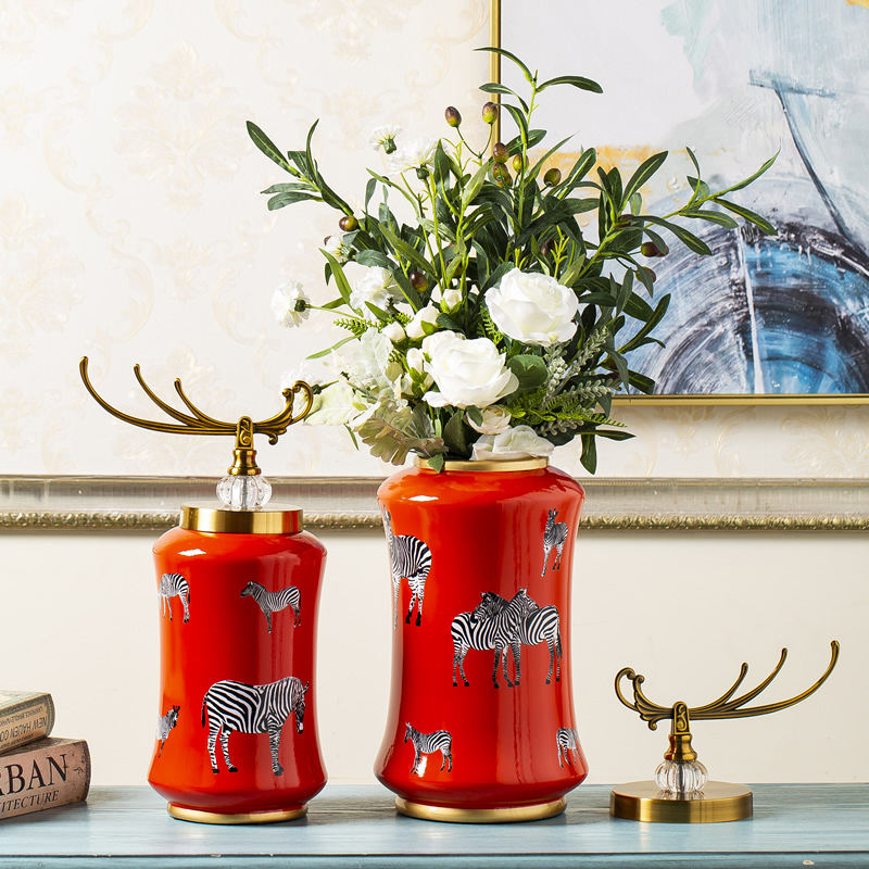 Jingdezhen ceramic vase furnishing articles northern American horse sitting room design dry flower flower arranging storage tank pottery decoration